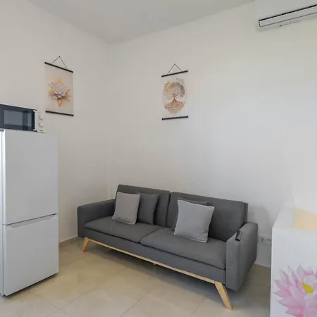 Vivienda V Lorennani * El Paso